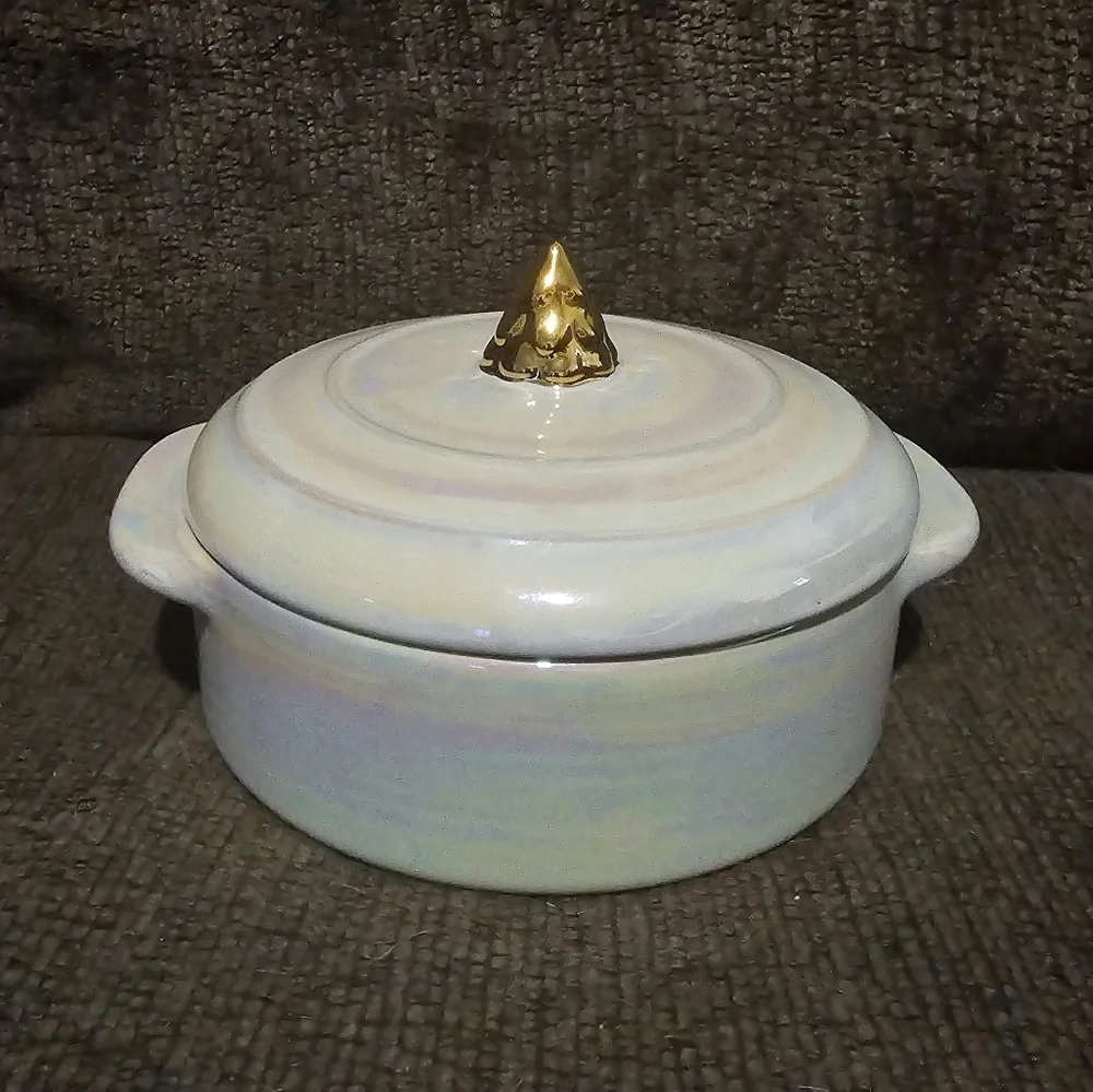 Celebrate Christmas | Iridescent Stoneware